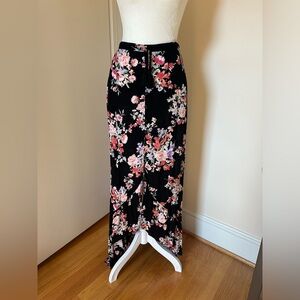 Women’s Xhilaration Maxi Skirt, Black Floral, Size Medium
